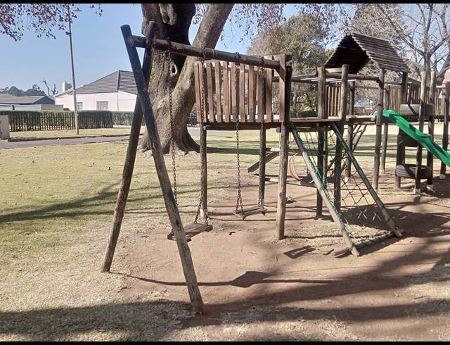 1 BEDROOM SECTIONAL TITLE FOR SALE IN COMET